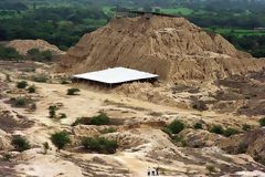 Pyramides de Tcume