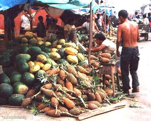 Marché de fruits, Iquitos