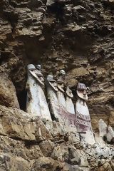 Sarcophages de Karajia