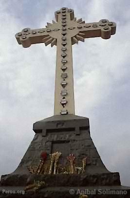 Croix de la colline San Cristbal, Lima