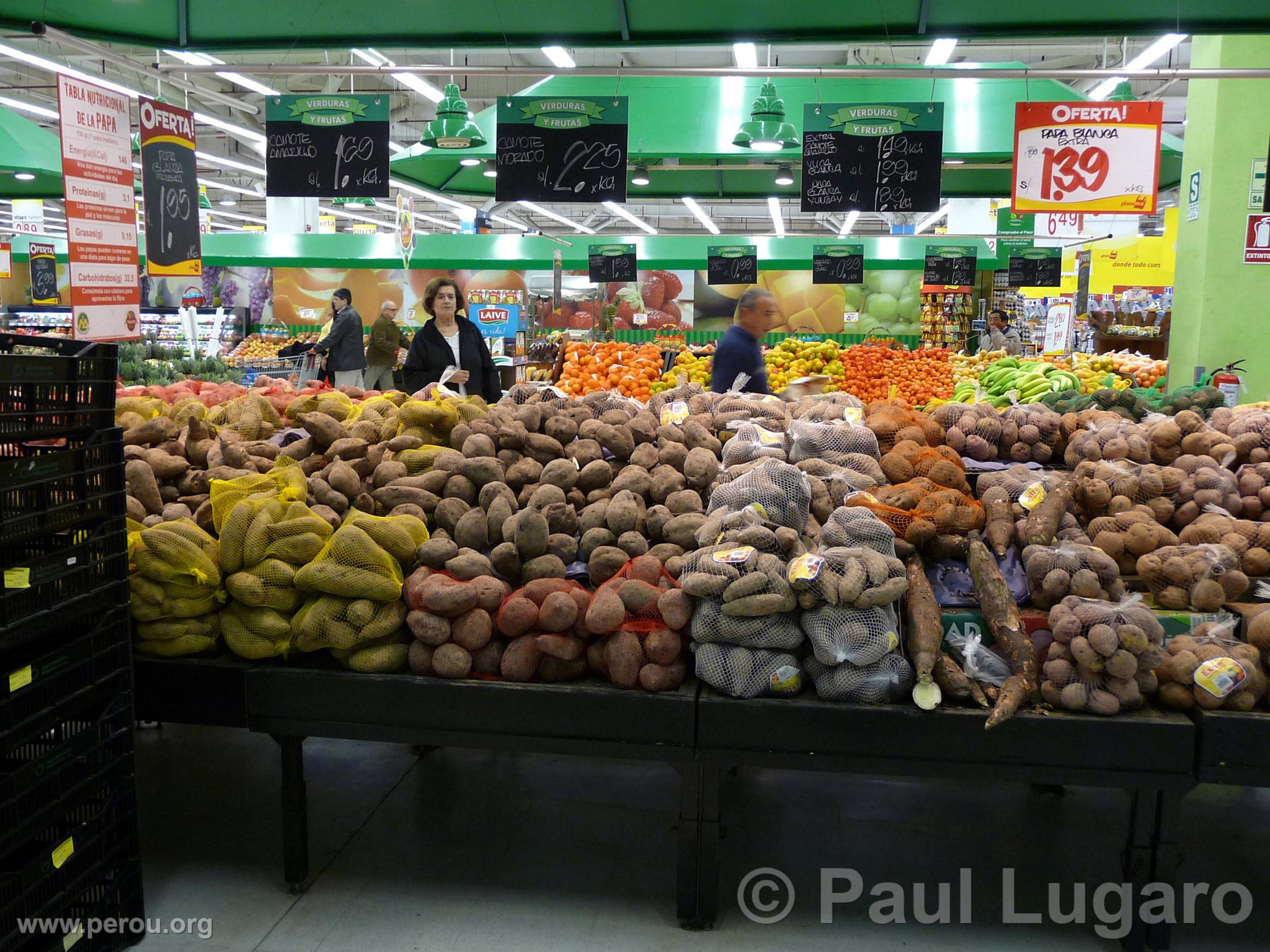 Supermarché Wong, Lima
