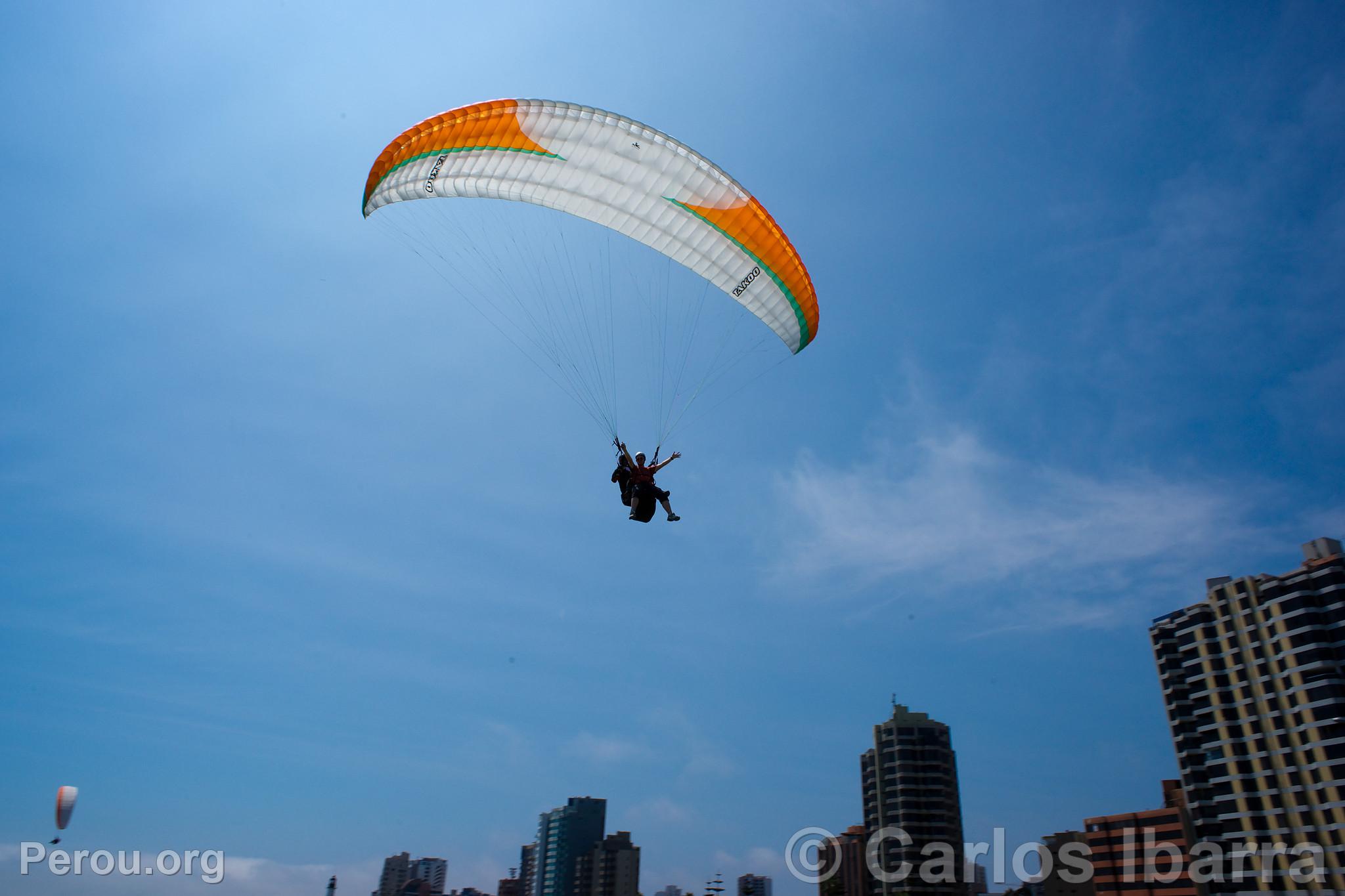 Parapente à Lima