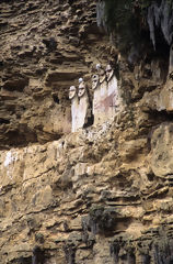 Sarcophages de Karajia