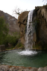 Bains thermaux de Churín