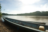 Bateau sur le fleuve Manu