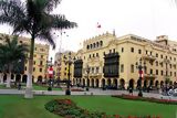 Ce magnifique bâtiment situé sur la Plaza de Armas abrite la mairie de Lima