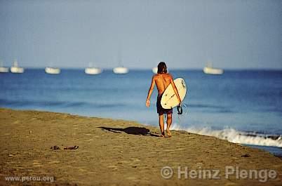 Surfiste  Punta Sal